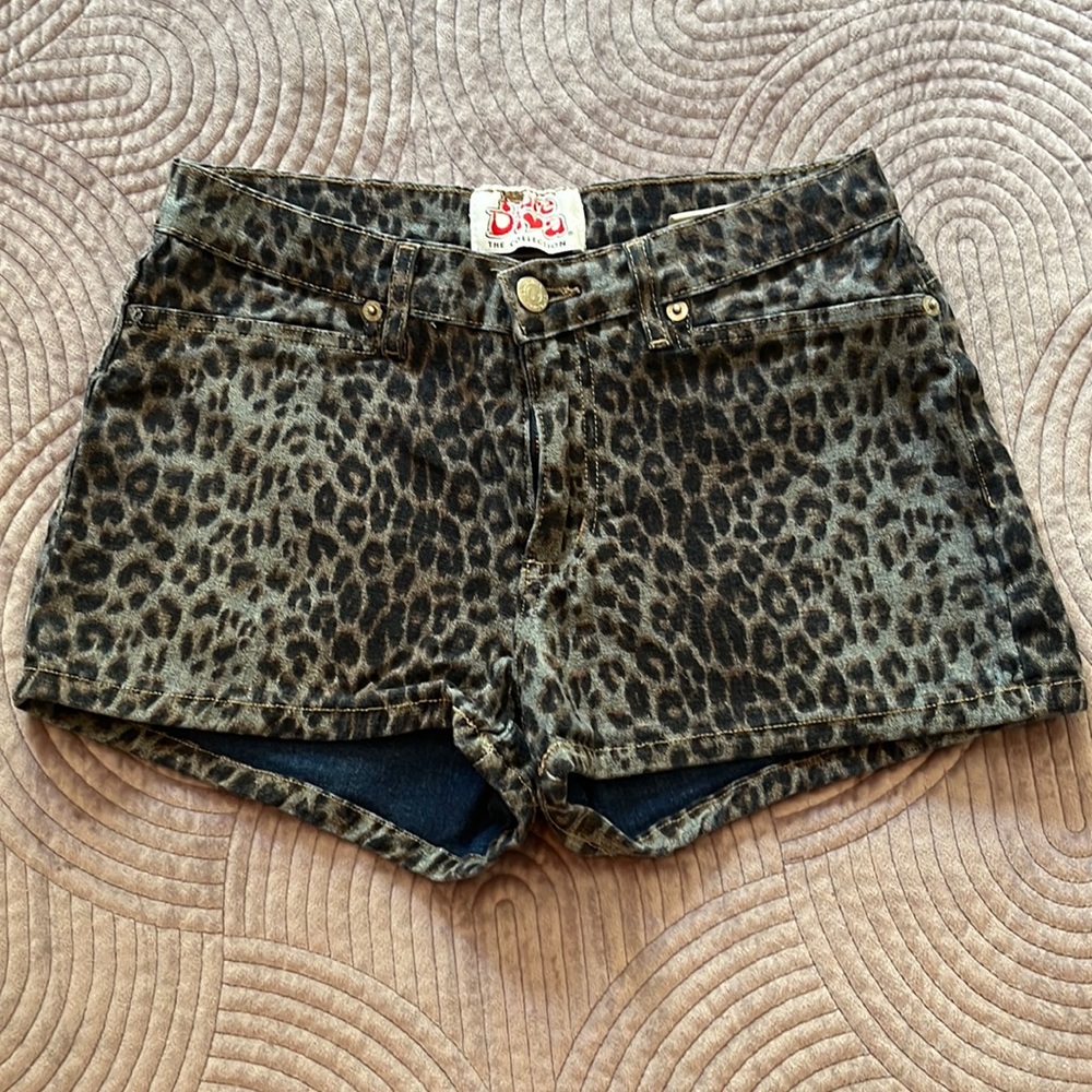 Pure Diva Leopard Shorts